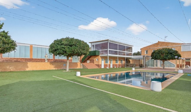 Resale - Villa - Alicante - Rebolledo