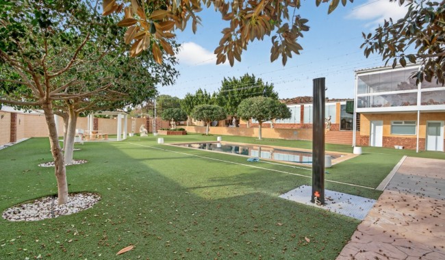 Resale - Villa - Alicante - Rebolledo