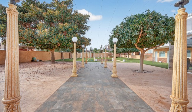 Resale - Villa - Alicante - Rebolledo