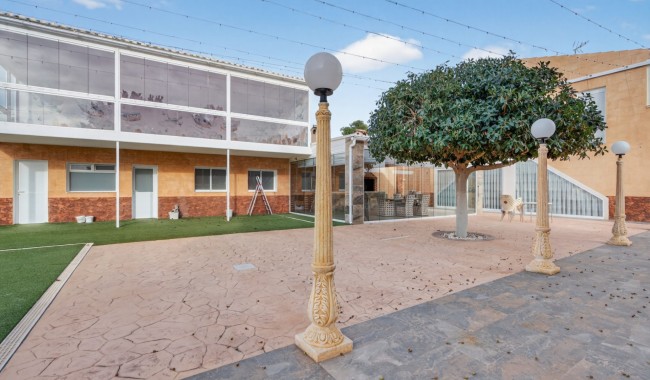 Resale - Villa - Alicante - Rebolledo