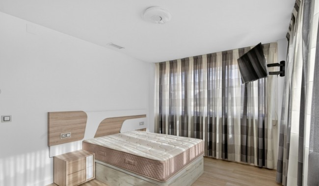 Resale - Villa - Alicante - Rebolledo