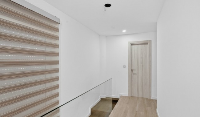 Resale - Villa - Alicante - Rebolledo