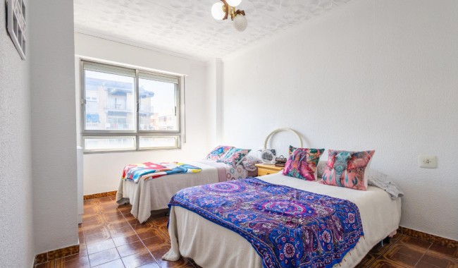 Begagnad - Lägenhet - Torrevieja - Playa de La Acequion