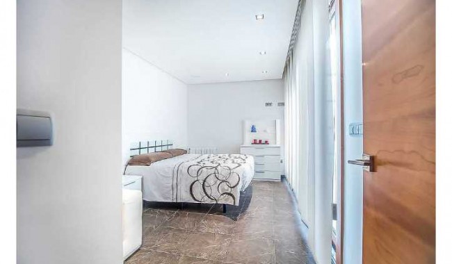 Segunda mano - Semi separado - Guardamar