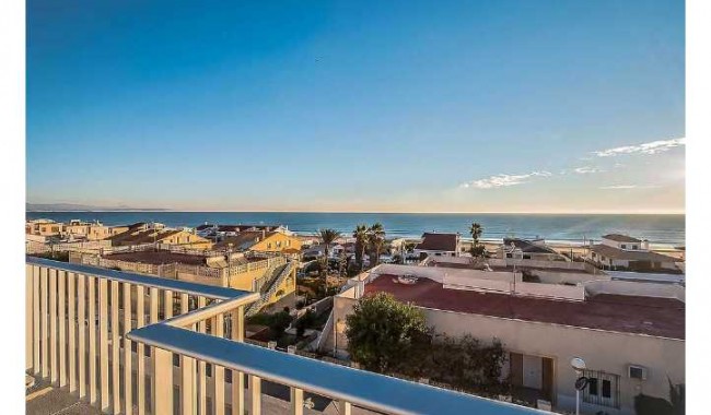 Segunda mano - Semi separado - Guardamar