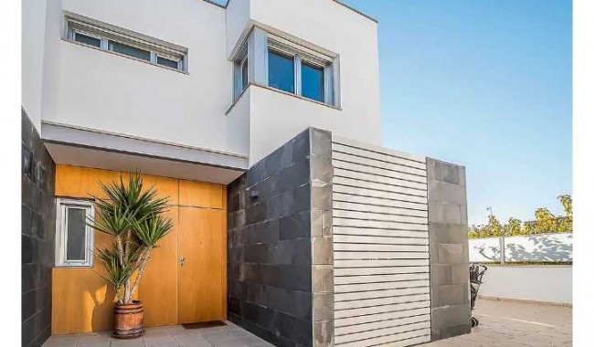 Segunda mano - Semi separado - Guardamar