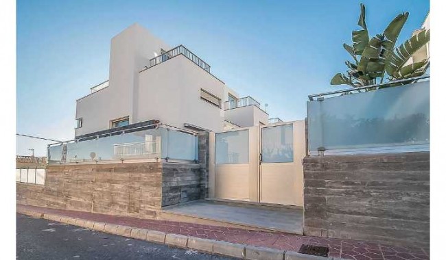 Segunda mano - Semi separado - Guardamar