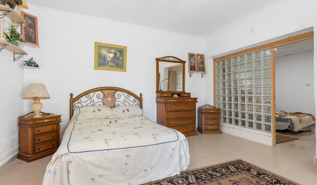 Segunda mano - Villa - Jacarilla