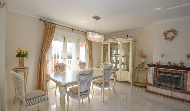 Segunda mano - Villa - Orihuela Costa - Orihuela costa