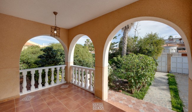 Begagnad - Villa - Torrevieja - El Chaparral