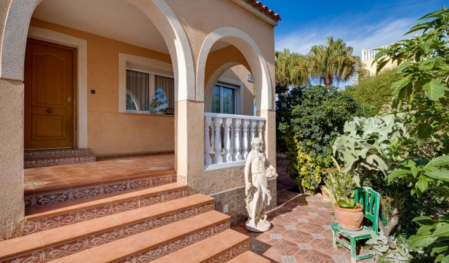 Begagnad - Villa - Torrevieja - El Chaparral