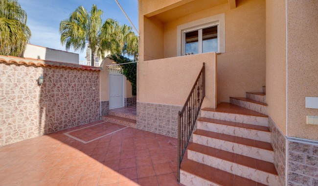 Begagnad - Villa - Torrevieja - El Chaparral