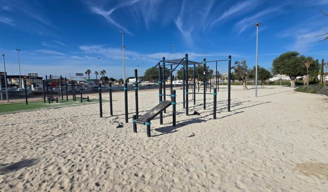 Resale - Villa - Torrevieja - El Chaparal