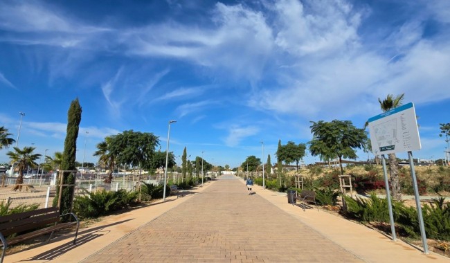 Resale - Villa - Torrevieja - El Chaparal