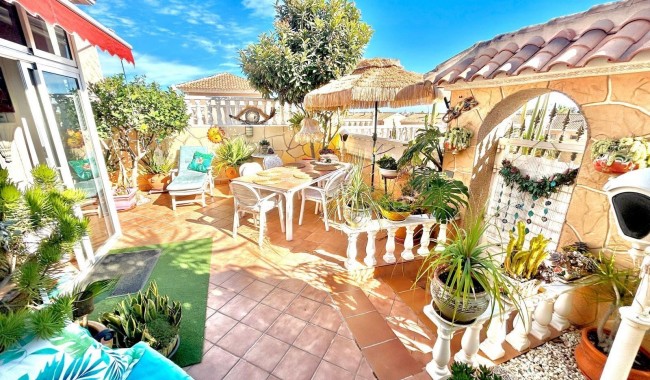 Brukt - Villa - Torrevieja - Los Balcones