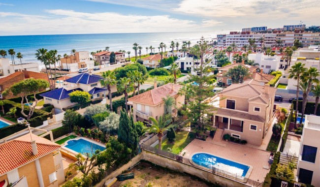 Begagnad - Radhus - Torrevieja - La Veleta