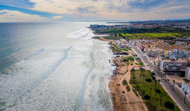 Begagnad - Radhus - Torrevieja - La Veleta