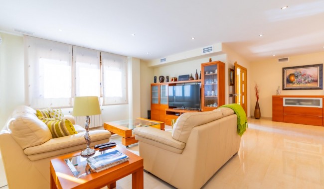 Begagnad - Radhus - Torrevieja - La Veleta