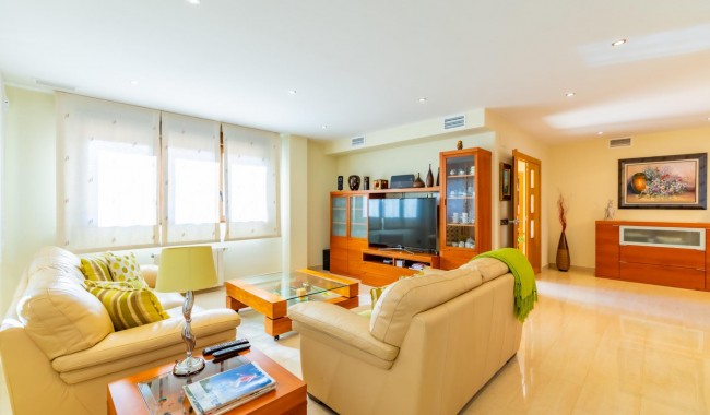 Begagnad - Radhus - Torrevieja - La Veleta