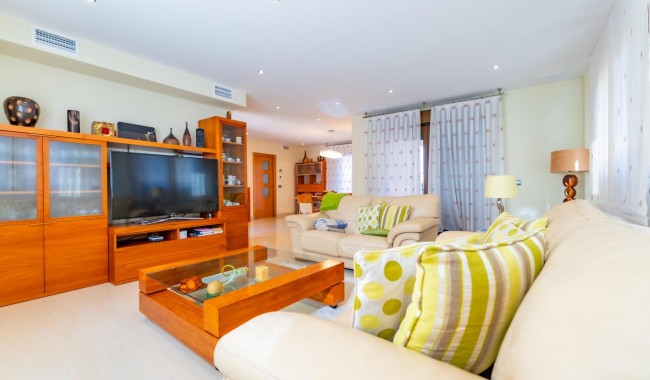 Begagnad - Radhus - Torrevieja - La Veleta