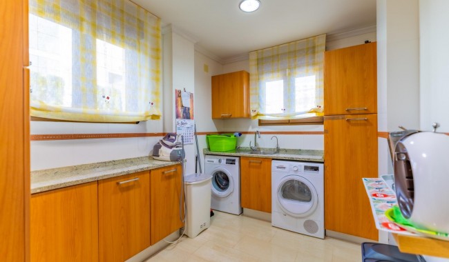 Begagnad - Radhus - Torrevieja - La Veleta