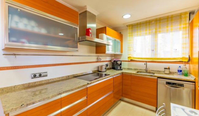 Begagnad - Radhus - Torrevieja - La Veleta