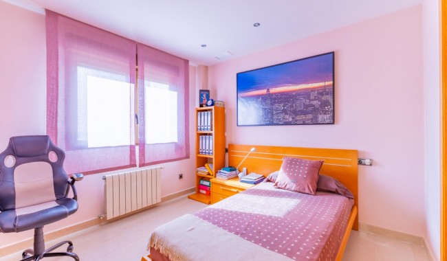 Begagnad - Radhus - Torrevieja - La Veleta