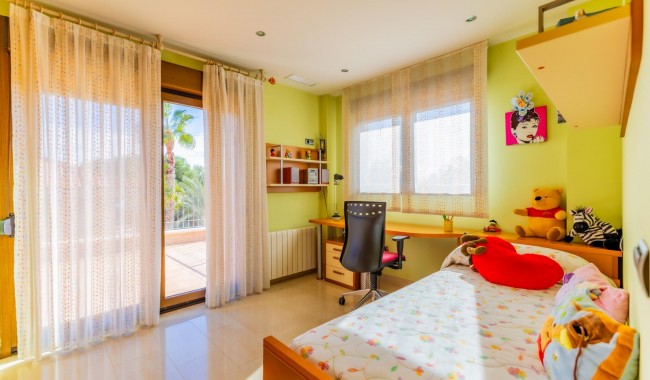 Begagnad - Radhus - Torrevieja - La Veleta