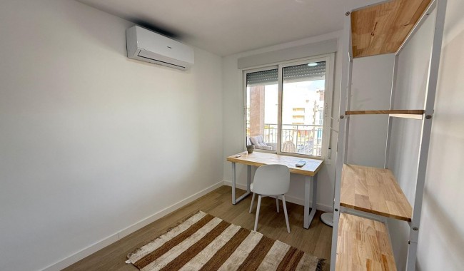 Brukt - Leilighet - Torrevieja - Playa de los Naufragos