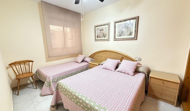Resale - Apartment - Torrevieja - Playa del cura