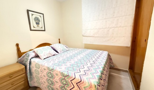 Resale - Apartment - Torrevieja - Playa del cura