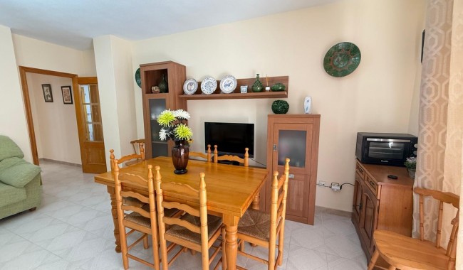 Resale - Apartment - Torrevieja - Playa del cura