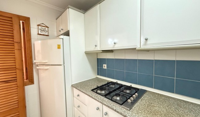 Resale - Apartment - Torrevieja - Playa del cura