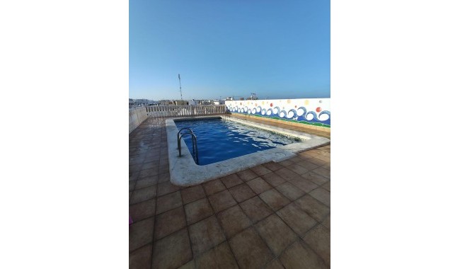 Resale - Apartment - Torrevieja - Playa del cura