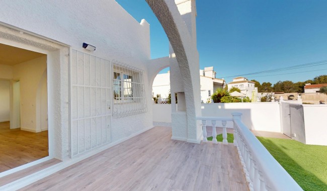 Begagnad - Bungalow - Orihuela Costa - Blue Lagoon