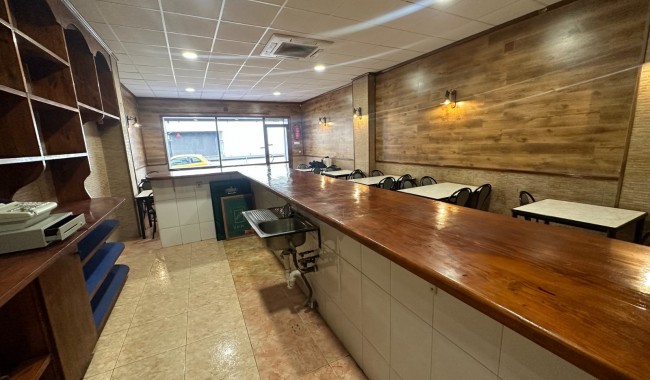 Segunda mano - Local comercial - Torrevieja