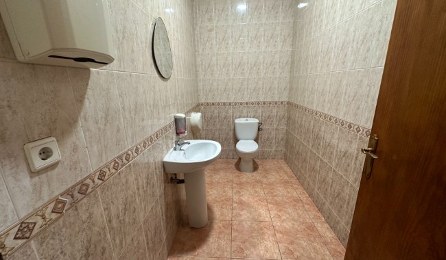 Segunda mano - Local comercial - Torrevieja