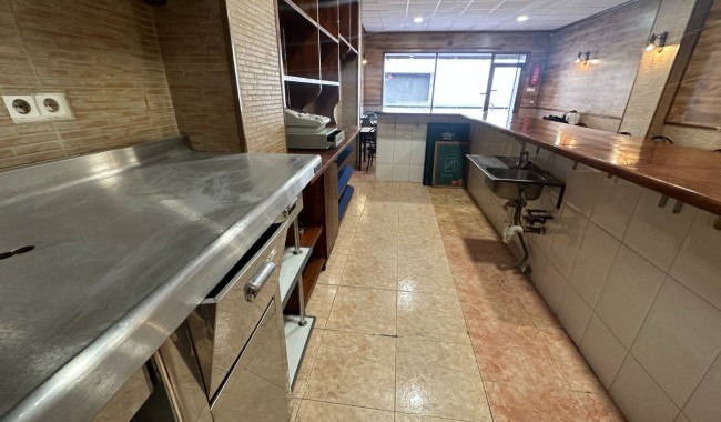 Segunda mano - Local comercial - Torrevieja