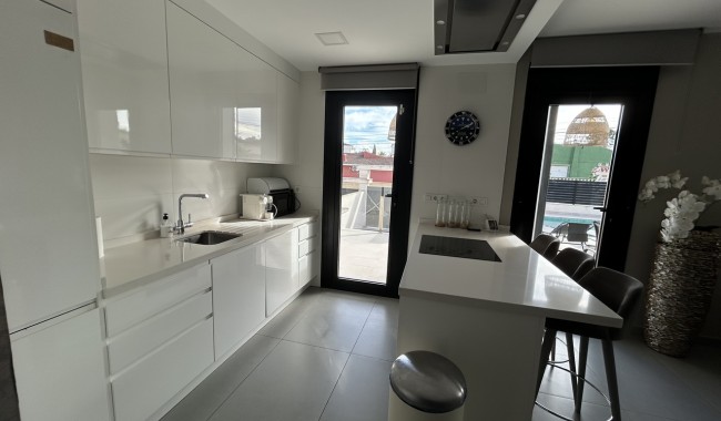 Resale - Villa - Torrevieja - Los Balcones
