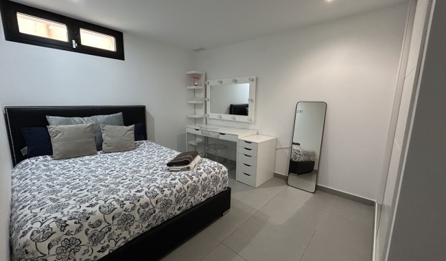 Resale - Villa - Torrevieja - Los Balcones