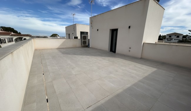 Resale - Villa - Torrevieja - Los Balcones