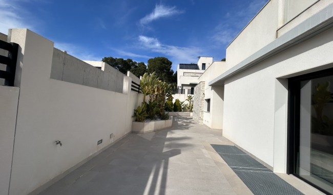 Resale - Villa - Torrevieja - Los Balcones