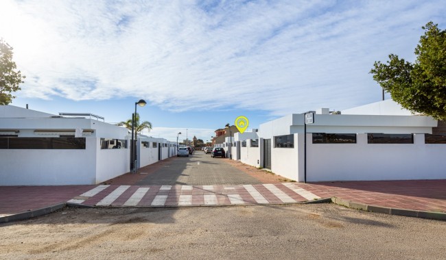 Begagnad - Villa - Torre Pacheco - Roldán