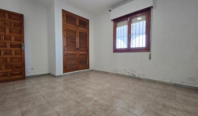 Begagnad - Villa - Torrevieja - El Chaparral