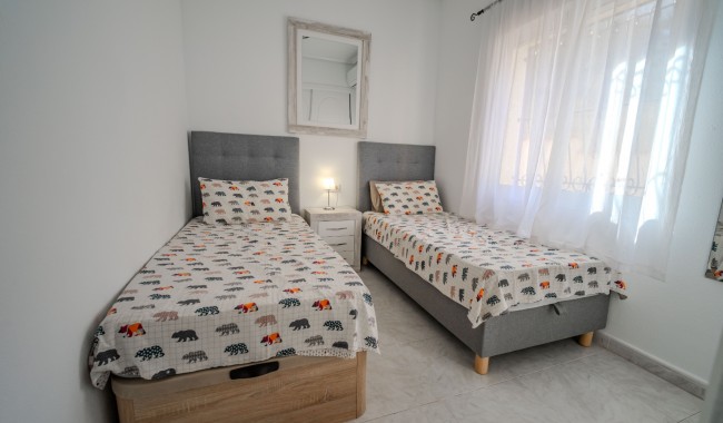 Resale - Villa - Ciudad Quesada/Rojales - La  Marquesa Golf