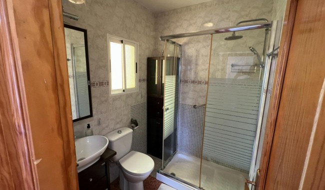 Begagnad - Bungalow - Torrevieja - Torretas