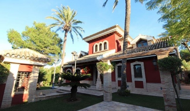 Begagnad - Villa - Orihuela - Campoamor