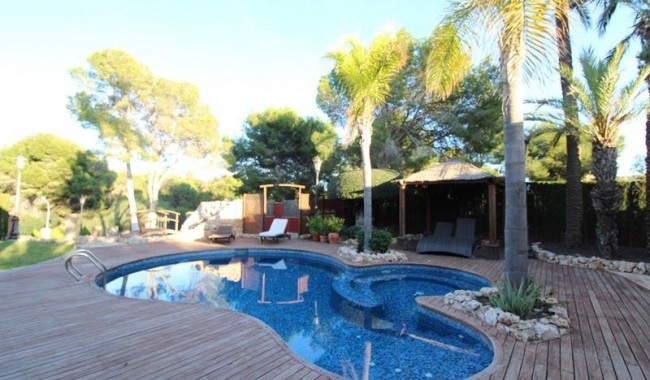 Begagnad - Villa - Orihuela - Campoamor