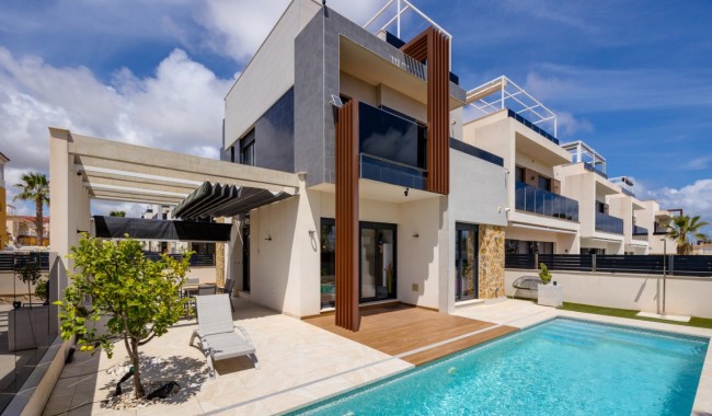 Begagnad - Villa - Orihuela - Lomas de Cabo Roig