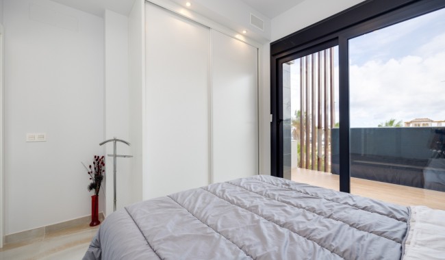 Begagnad - Villa - Orihuela - Lomas de Cabo Roig